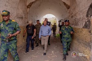 Situation carcérale au Kongo central : Guillaume Ngefa à la rencontre des détenus 